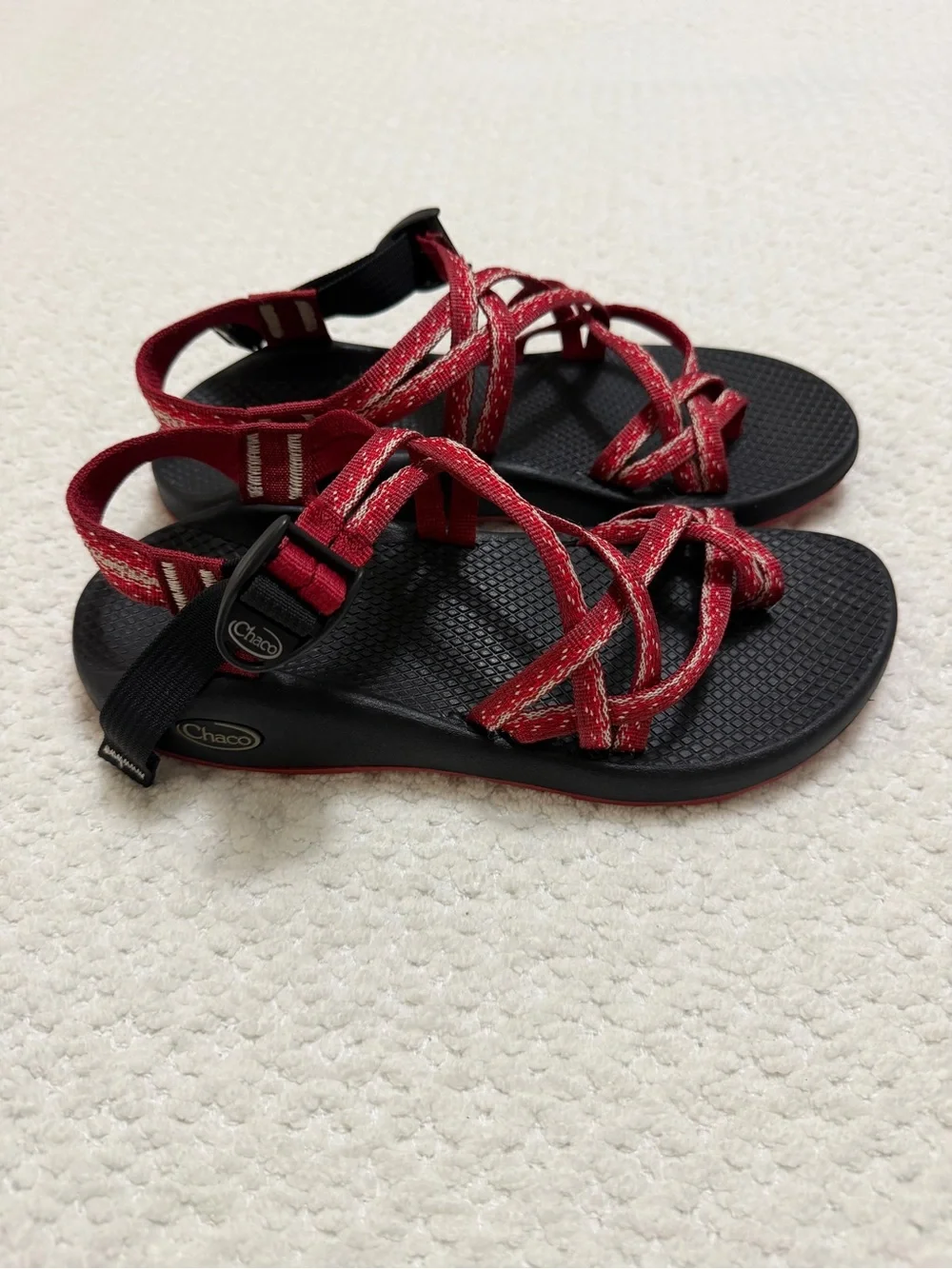 Chaco ZX/2 Red Classic Outdoor Sandals Hiking Summer Women’s Size 9
